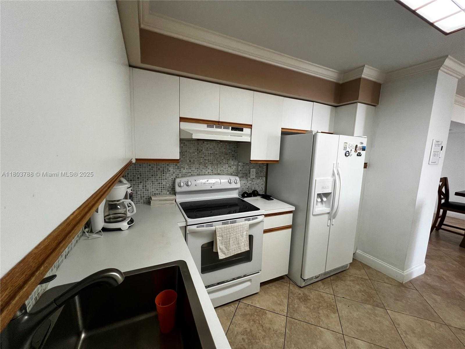 Small Image of 3400 NORTH EAST 192ND ST #2102, Aventura Number 9