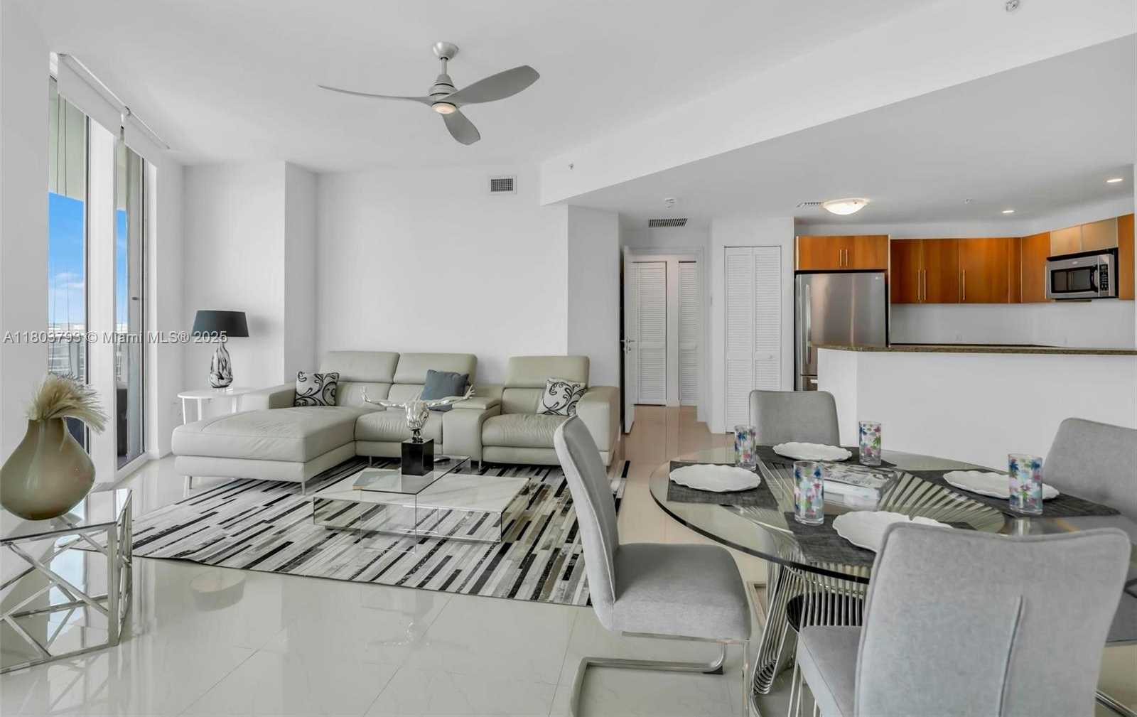 Small Image of Aston Martin Residences Sales Gallery, 300 Biscayne Blvd, Miami, FL 33131, USA Number 14