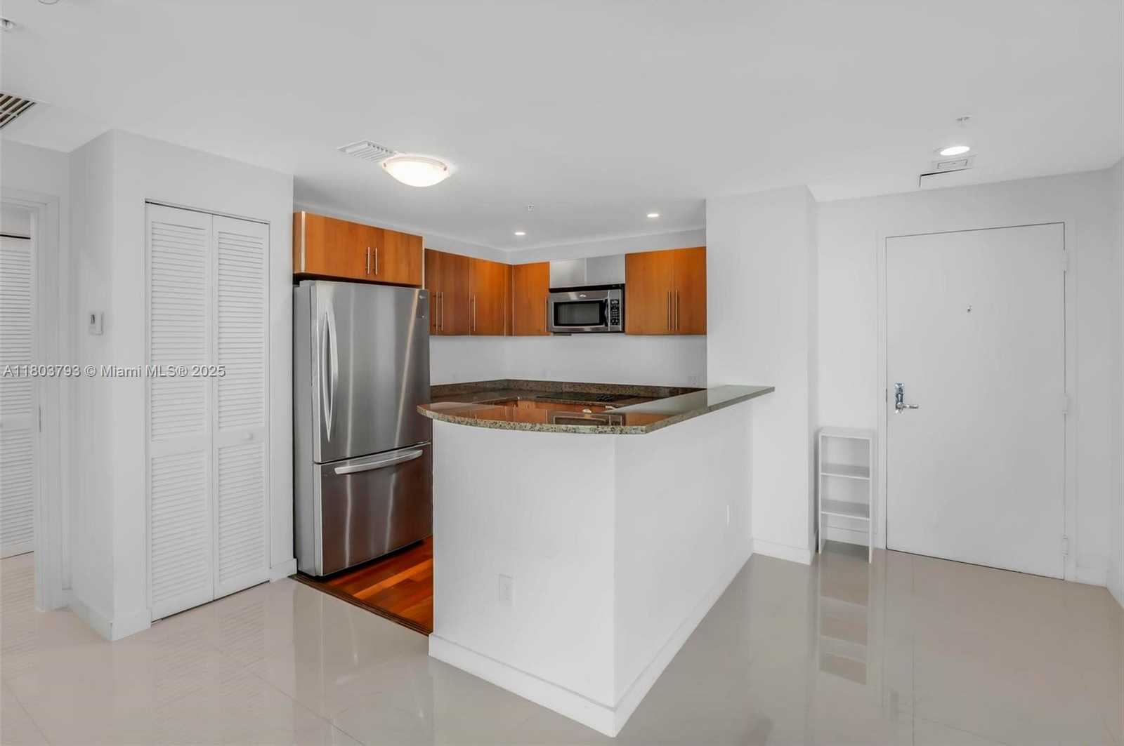 Small Image of Aston Martin Residences Sales Gallery, 300 Biscayne Blvd, Miami, FL 33131, USA Number 16