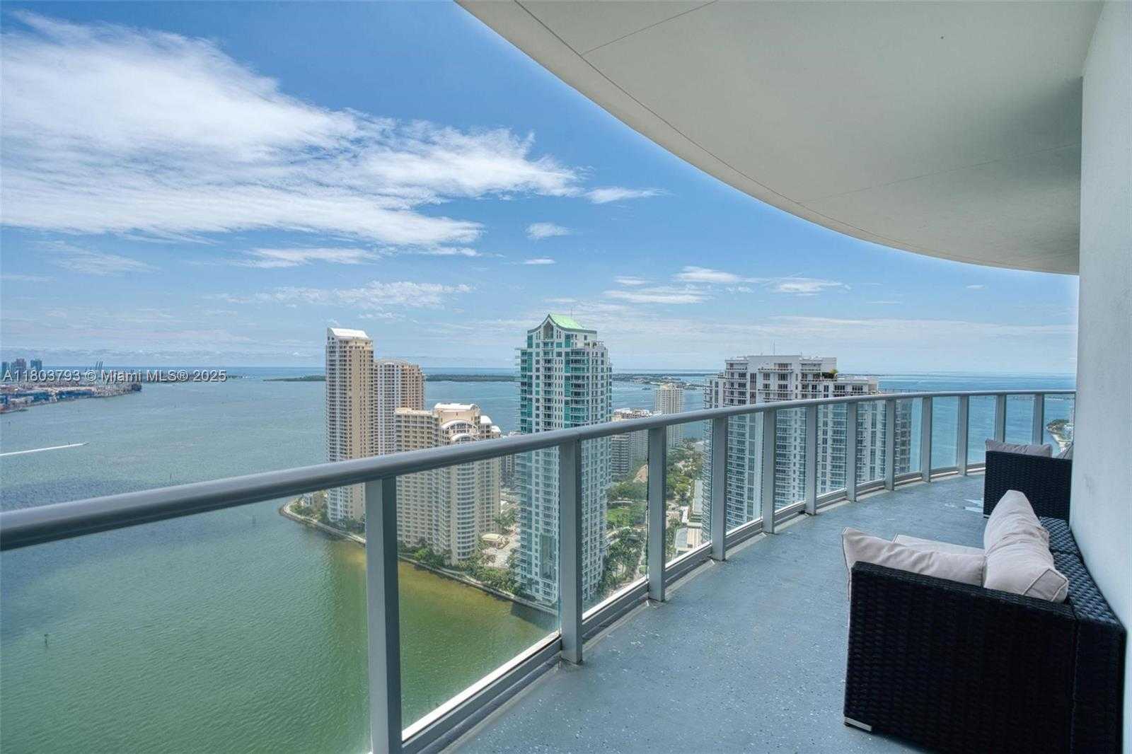 Small Image of Aston Martin Residences Sales Gallery, 300 Biscayne Blvd, Miami, FL 33131, USA Number 31