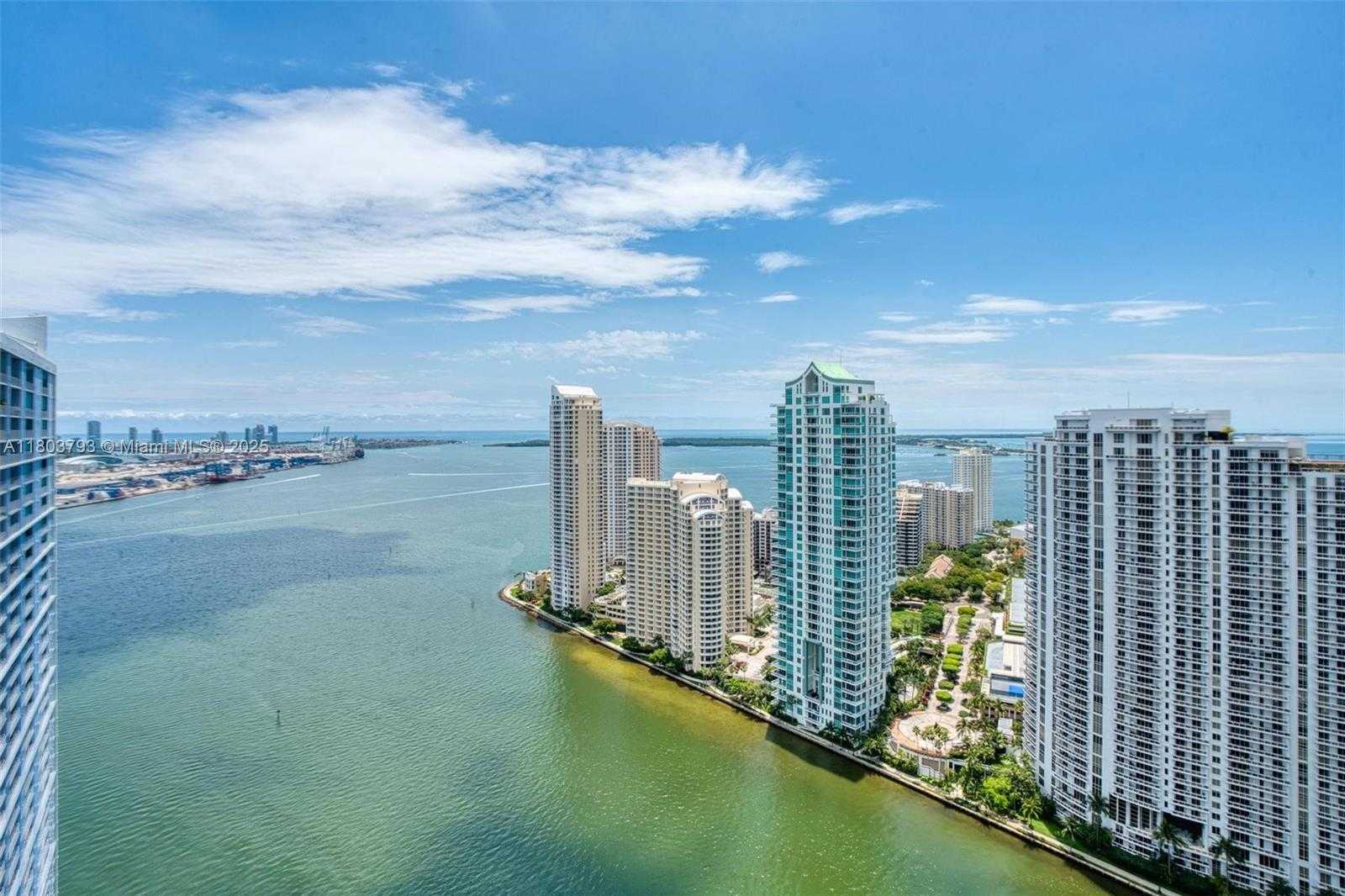 Small Image of Aston Martin Residences Sales Gallery, 300 Biscayne Blvd, Miami, FL 33131, USA Number 32