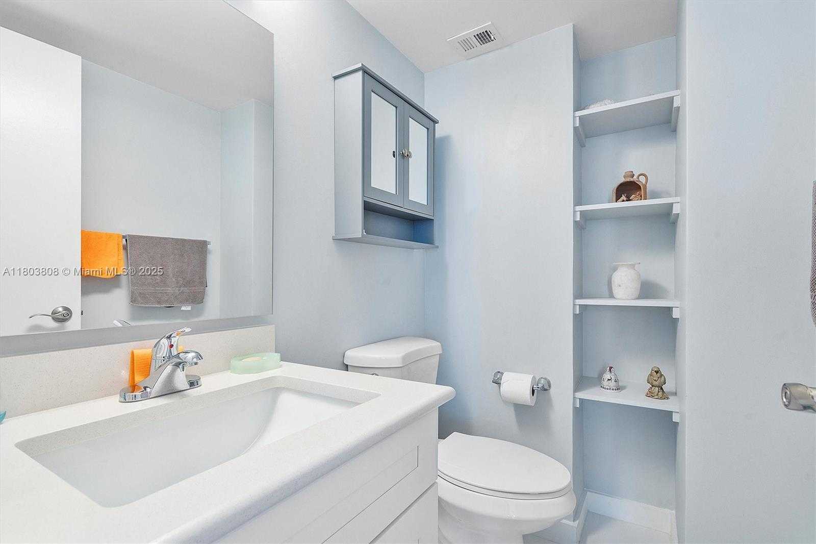 Small Image of 9511 COLLINS AVE #1002, Surfside Number 13