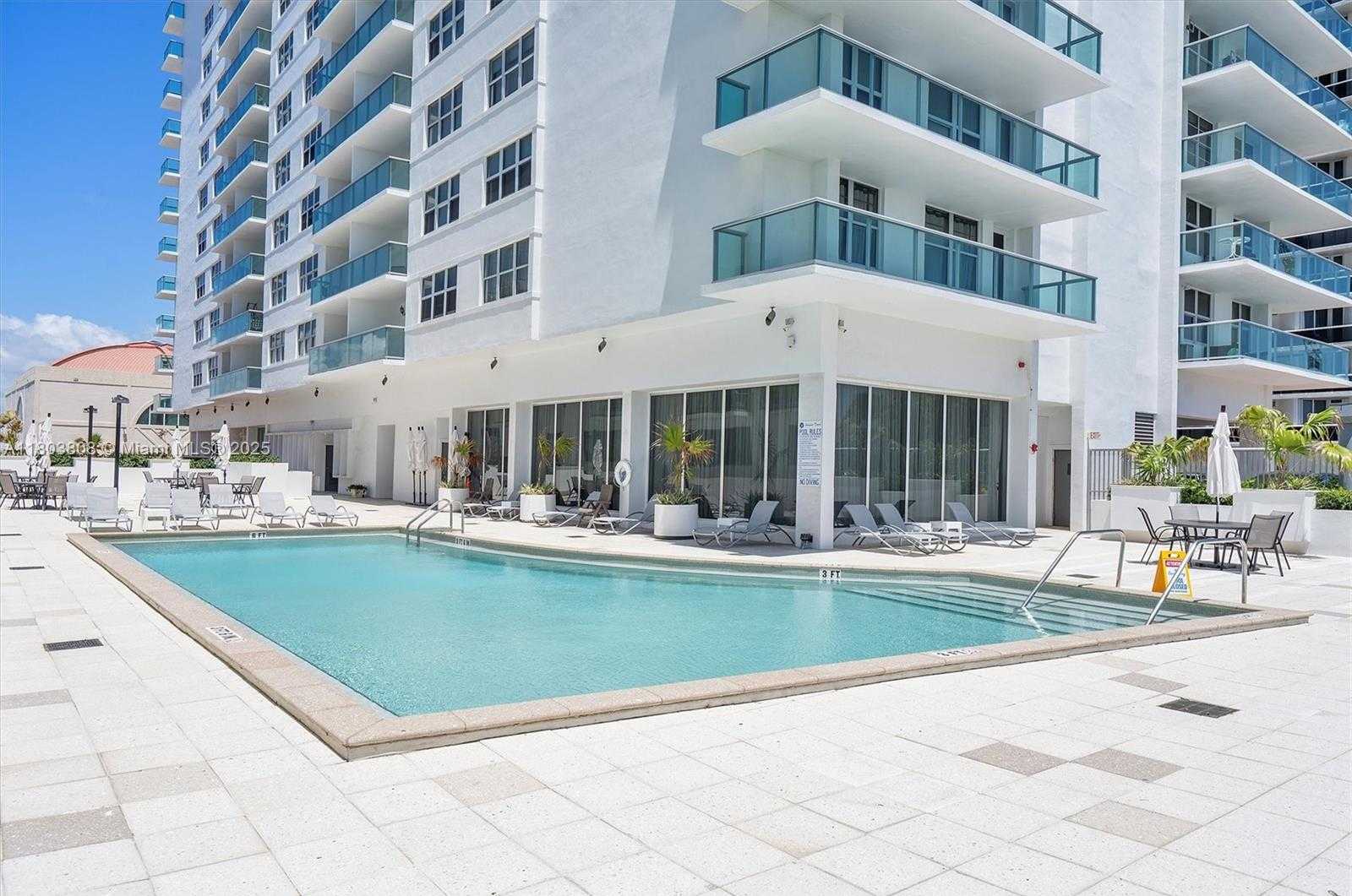 Small Image of 9511 COLLINS AVE #1002, Surfside Number 18