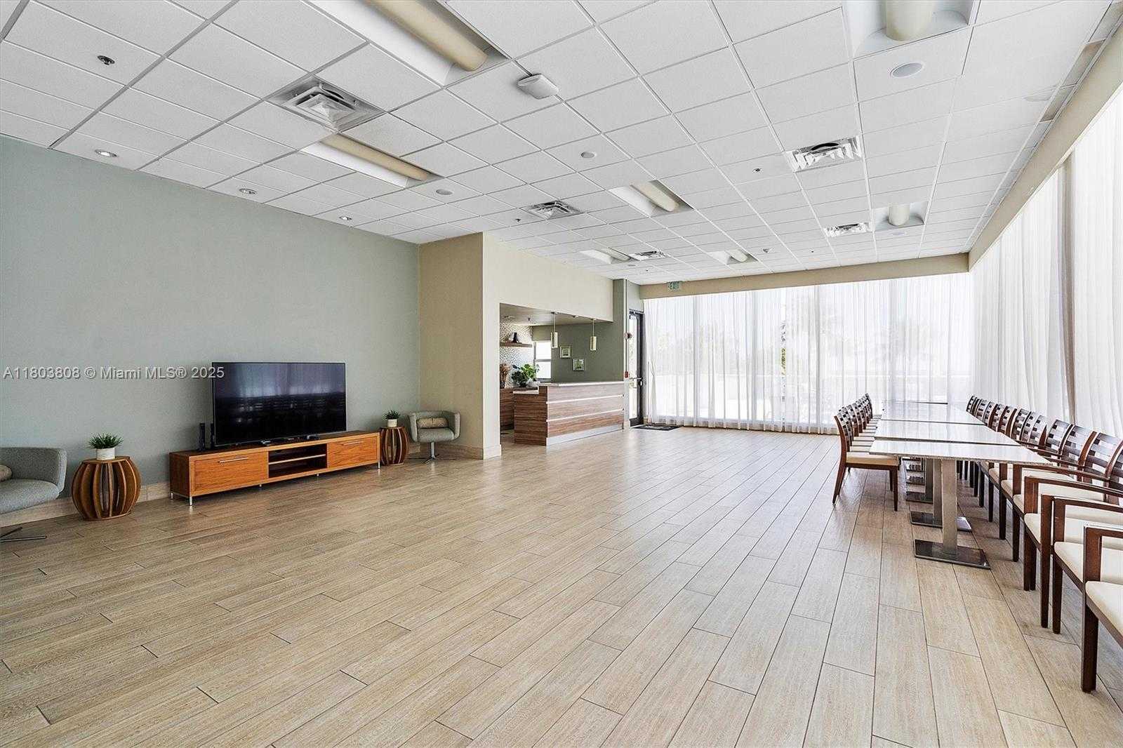 Small Image of 9511 COLLINS AVE #1002, Surfside Number 21