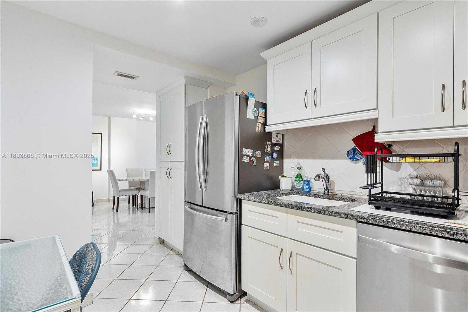 Small Image of 9511 COLLINS AVE #1002, Surfside Number 8
