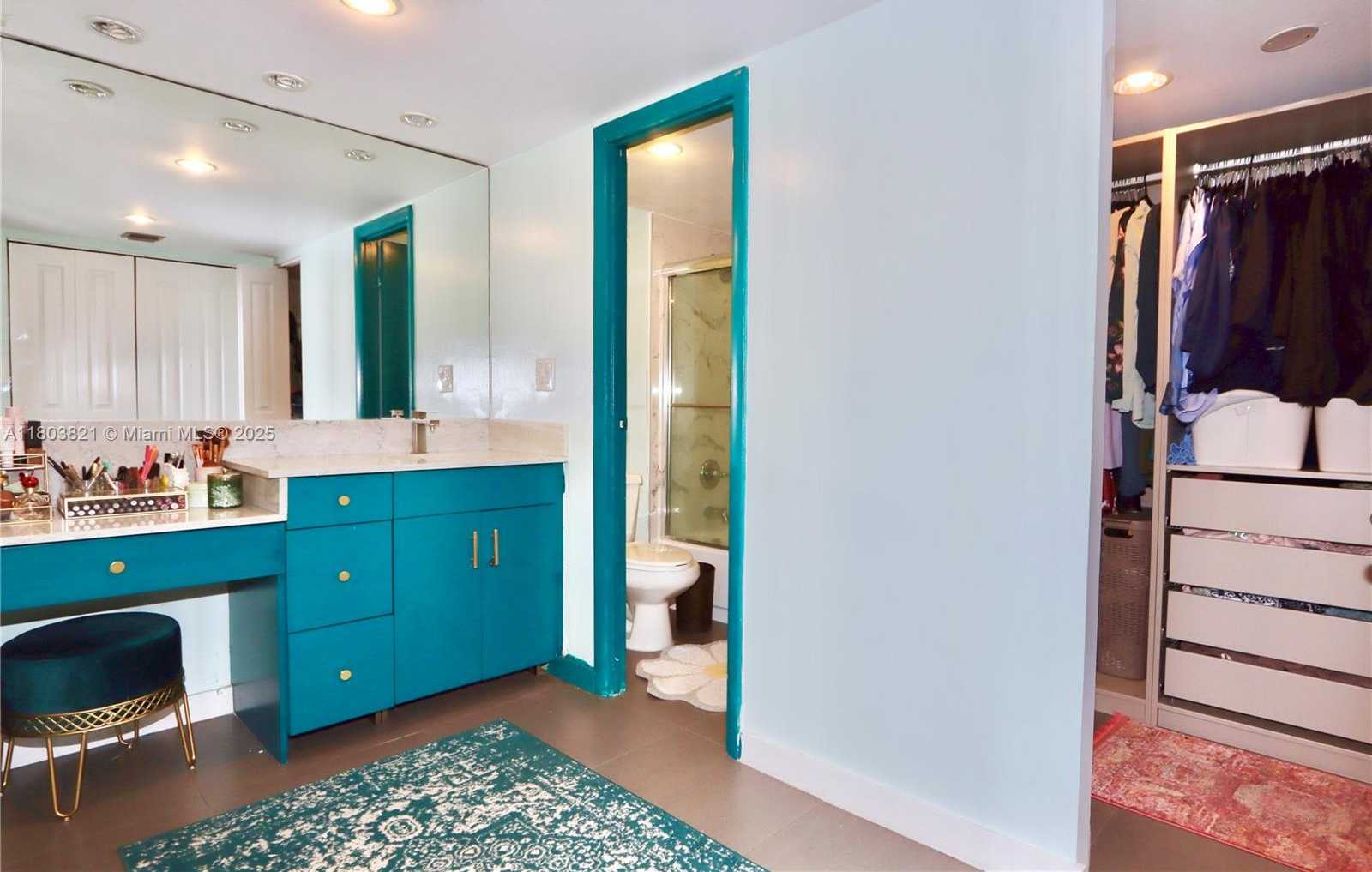 Small Image of 20379 WEST COUNTRY CLUB DR #836, Aventura Number 27
