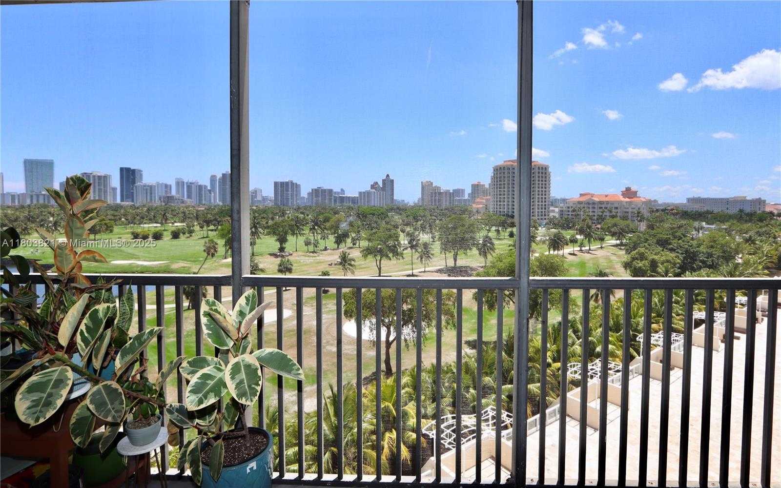 Small Image of 20379 WEST COUNTRY CLUB DR #836, Aventura Number 3