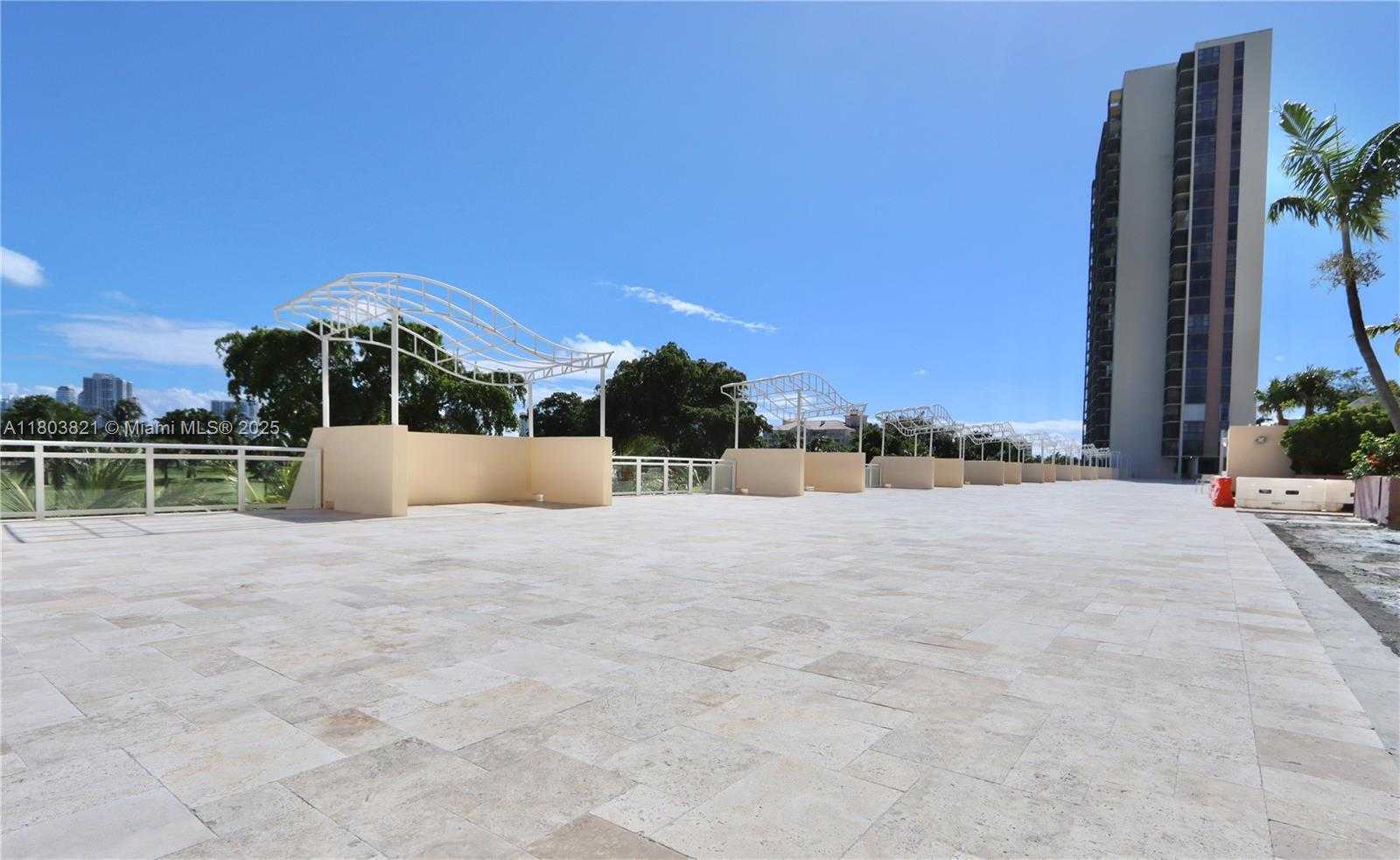 Small Image of 20379 WEST COUNTRY CLUB DR #836, Aventura Number 35
