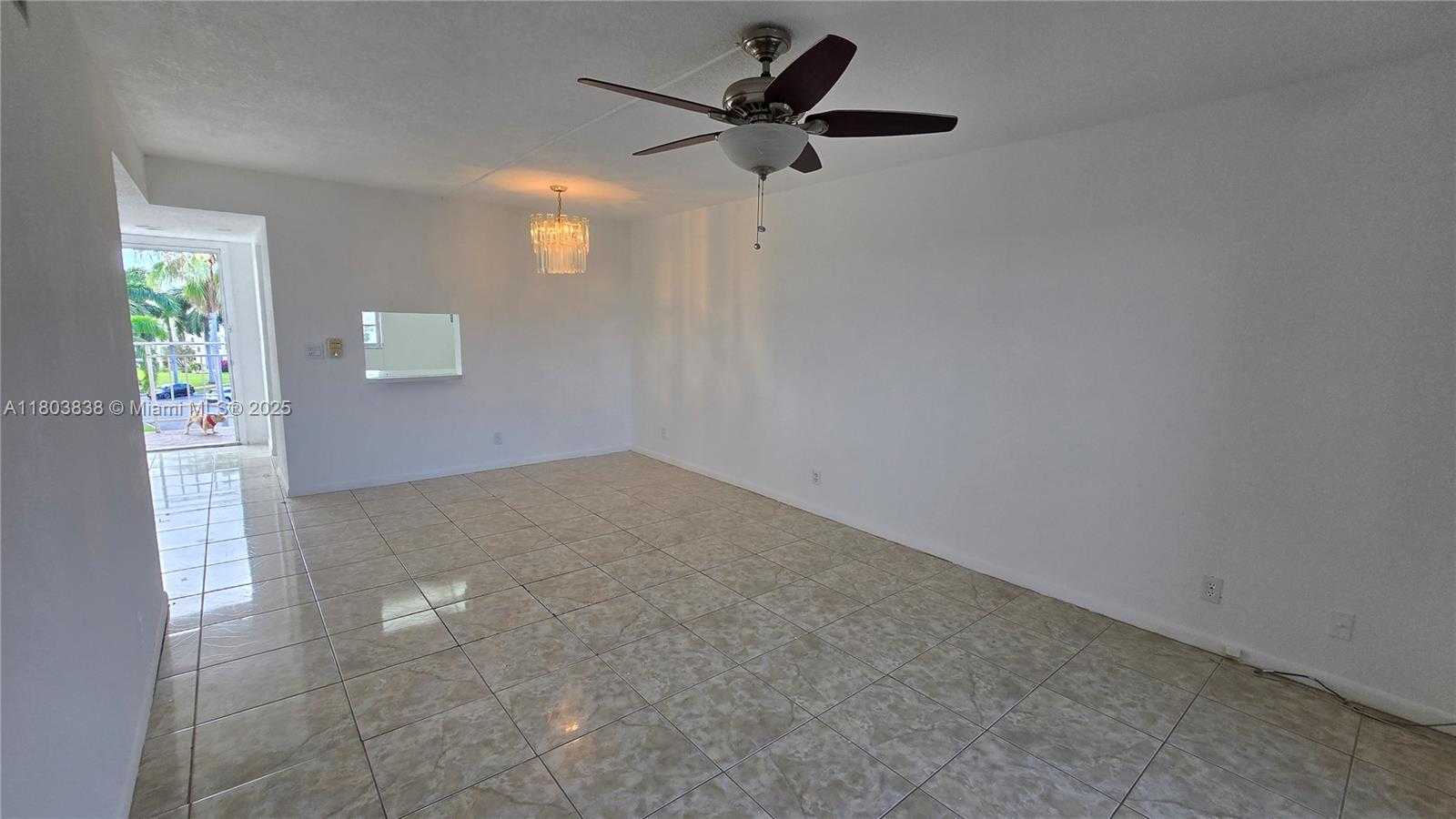 Small Image of 2520 NORTH EAST 1ST CT #406, Boynton Beach Number 11