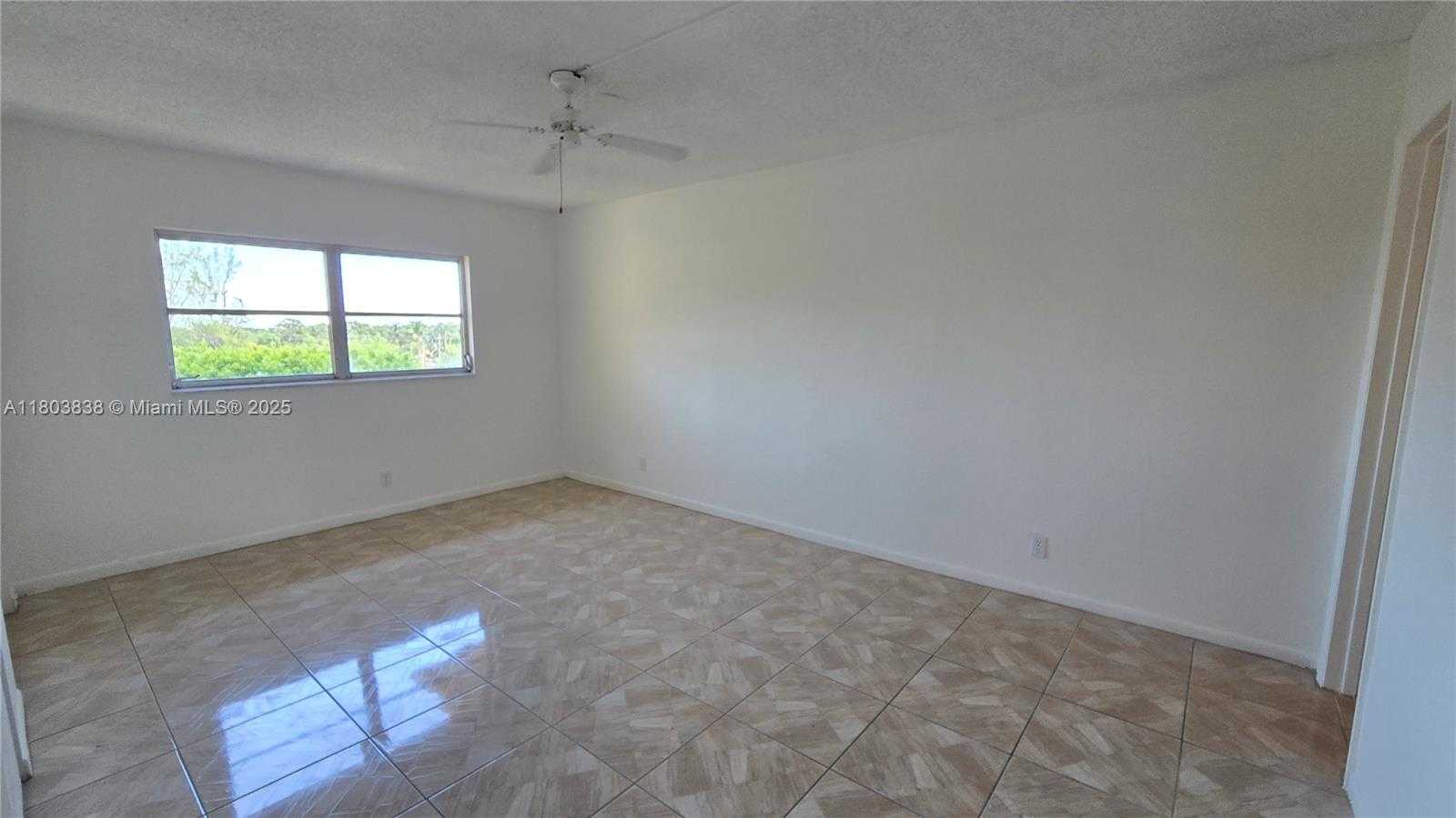 Small Image of 2520 NORTH EAST 1ST CT #406, Boynton Beach Number 14