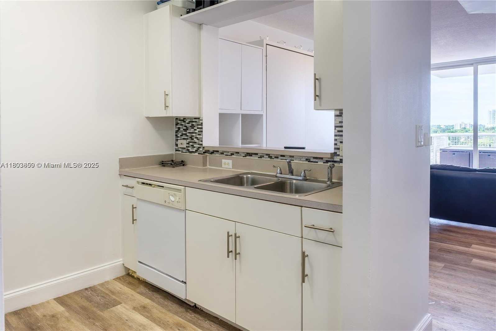 Small Image of 900 SOUTH WEST 8TH ST #710, Miami Number 6