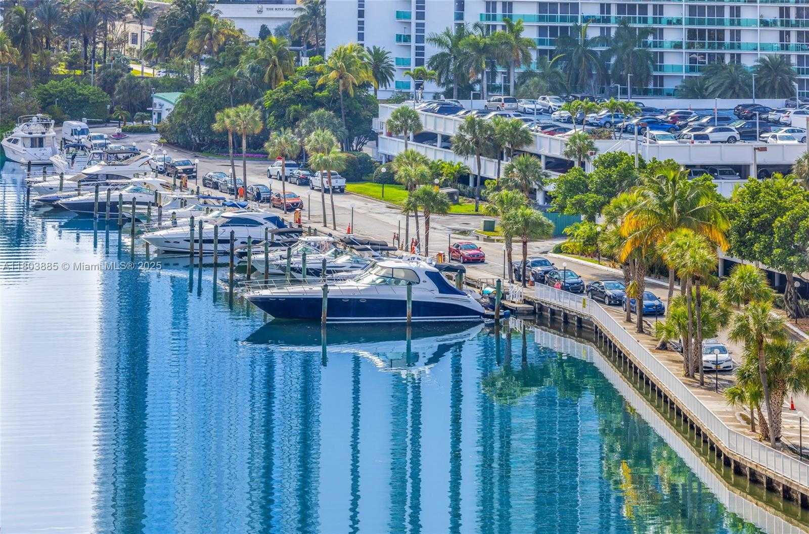 Small Image of 400 KINGS POINT DR #1021, Sunny Isles Beach Number 24