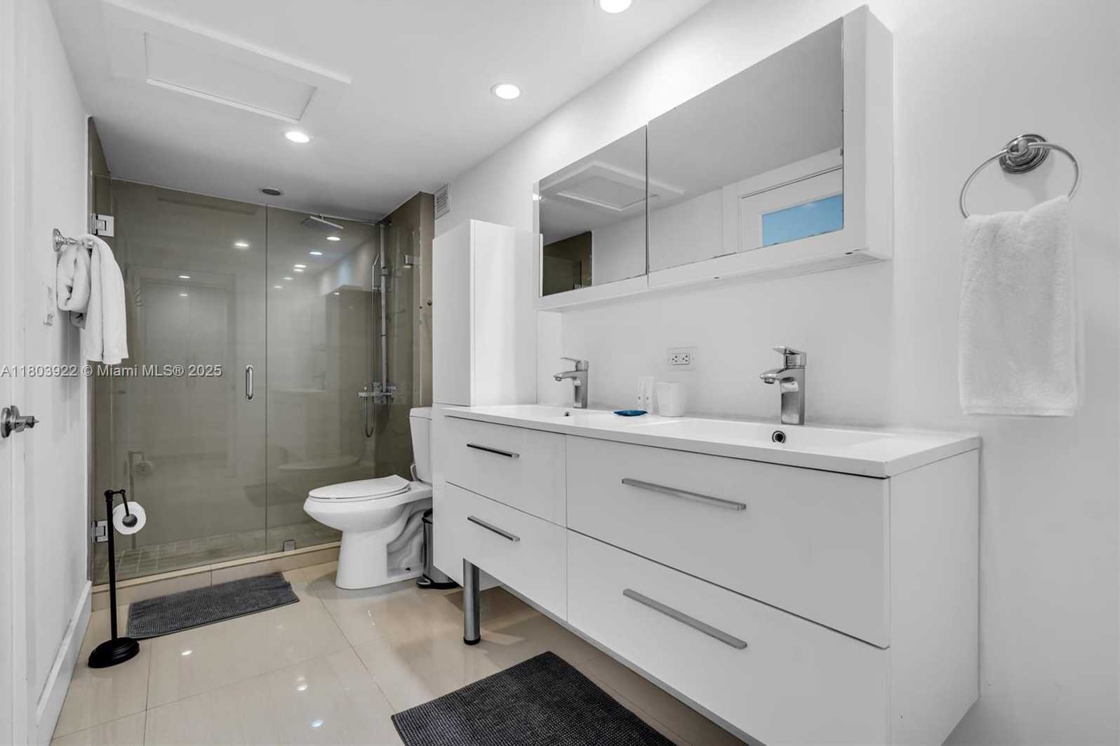 Small Image of 2301 COLLINS AVE #727, Miami Beach Number 17