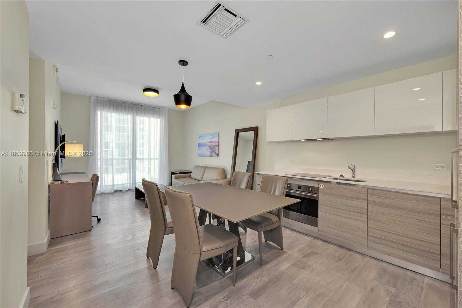 Small Image of 777 NORTH OCEAN DR #N503, Hollywood Number 16