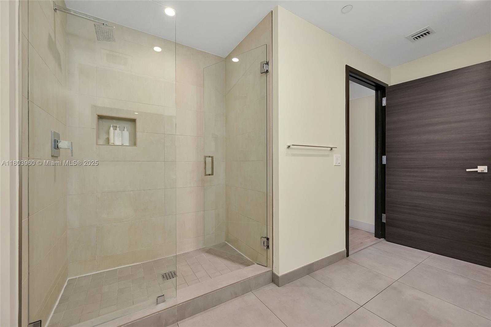 Small Image of 777 NORTH OCEAN DR #N503, Hollywood Number 31