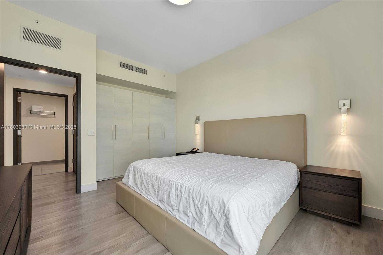 Small Image of 777 NORTH OCEAN DR #N503, Hollywood Number 33