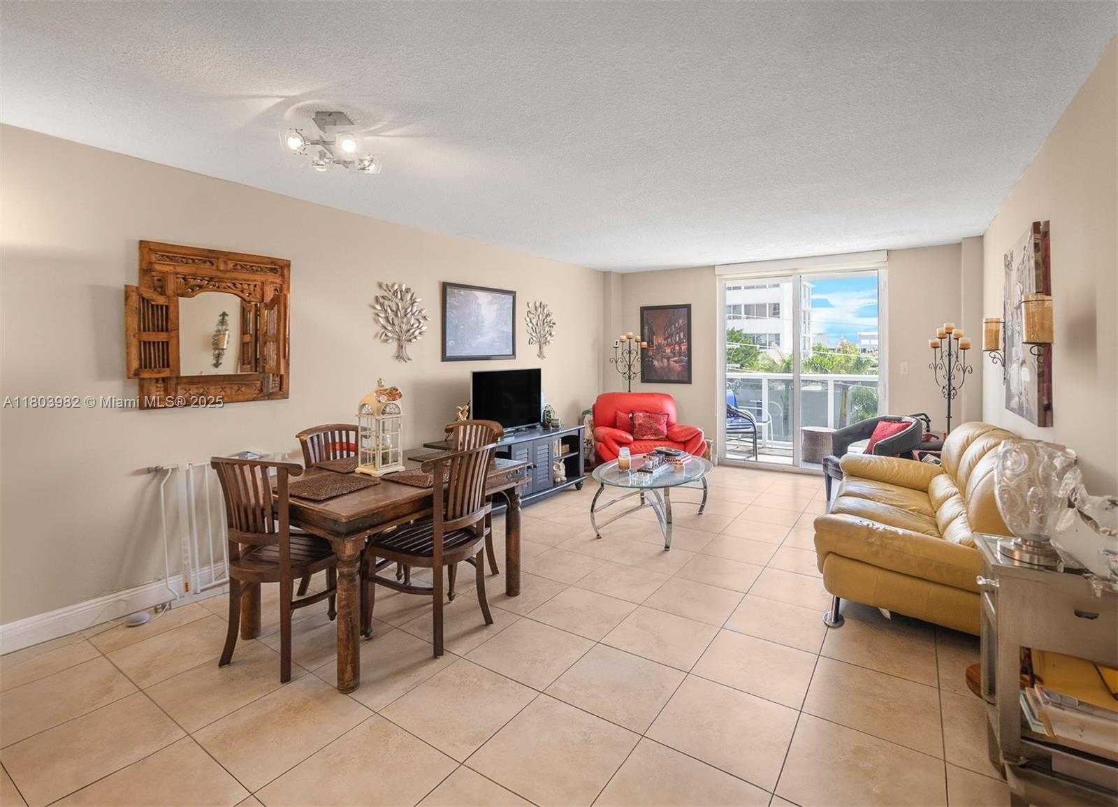 Small Image of 7928 WEST DR #503, North Bay Village Number 10
