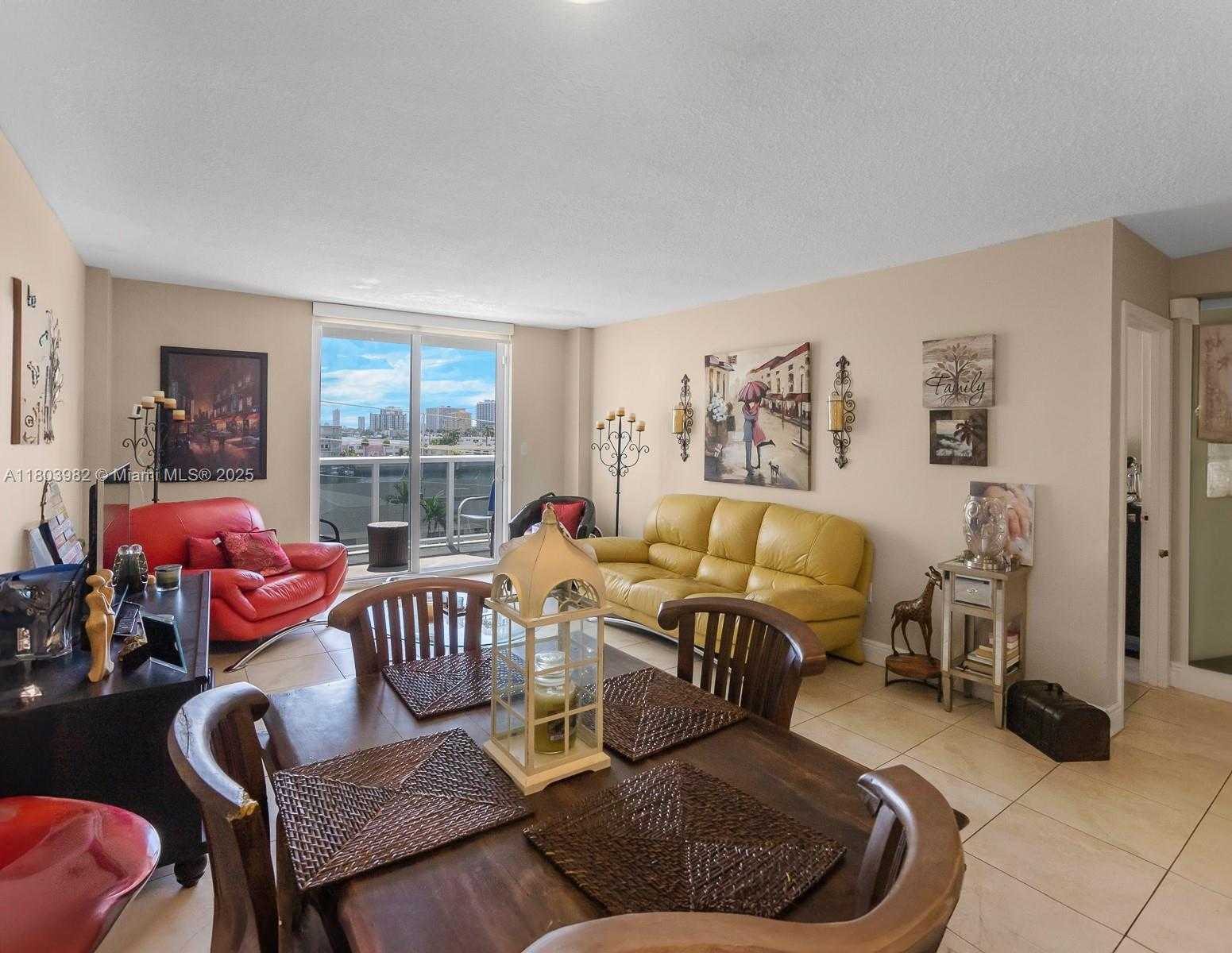 Small Image of 7928 WEST DR #503, North Bay Village Number 12