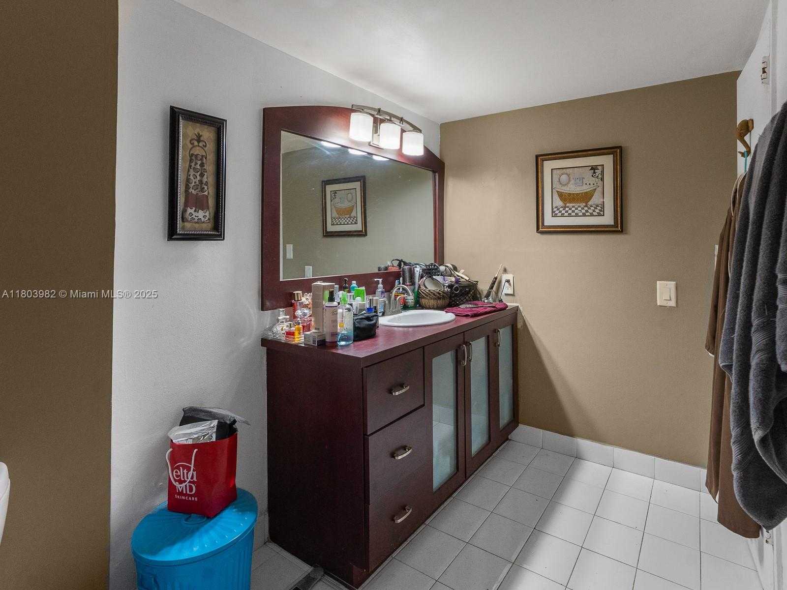 Small Image of 7928 WEST DR #503, North Bay Village Number 30