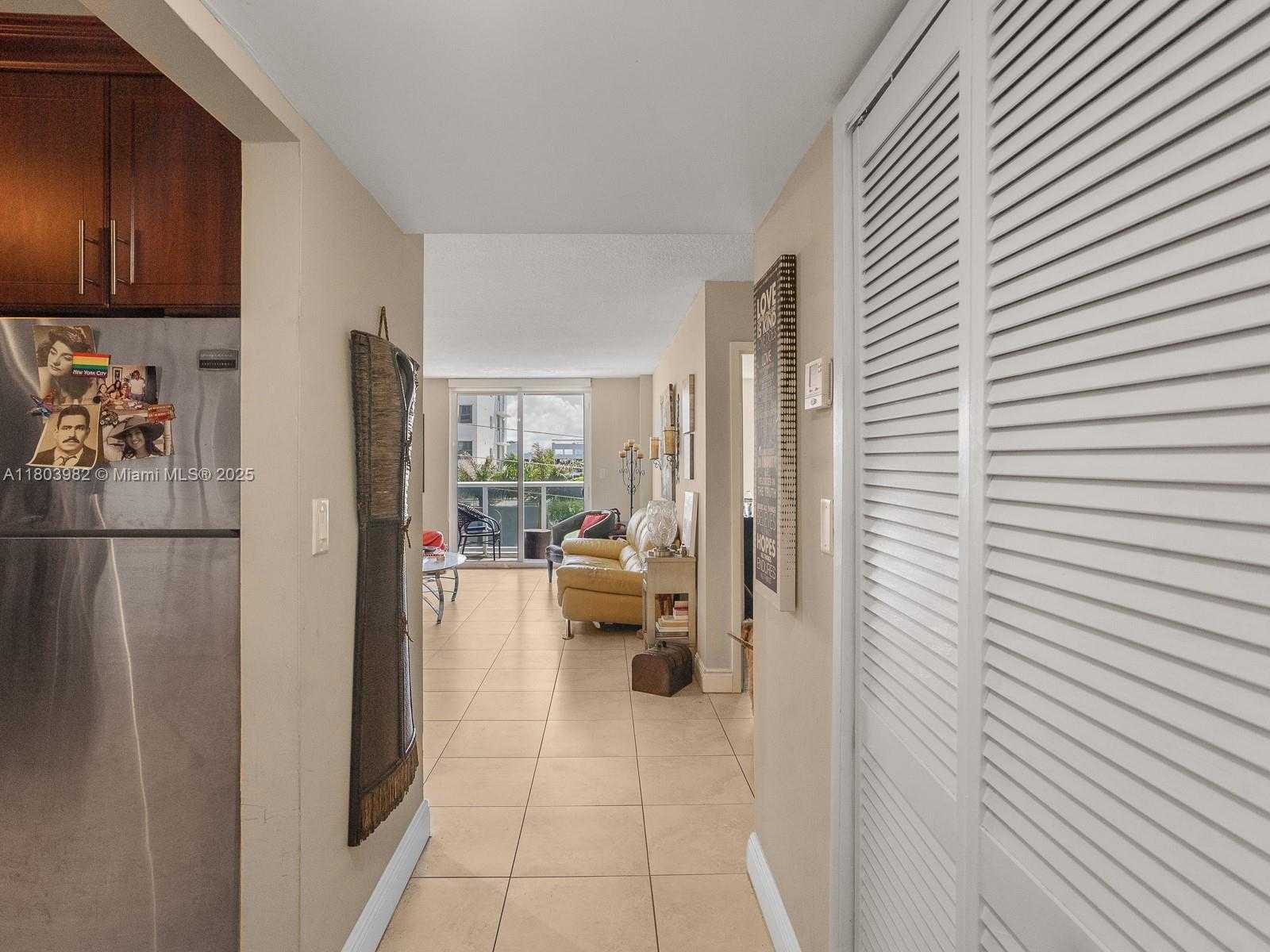 Small Image of 7928 WEST DR #503, North Bay Village Number 9