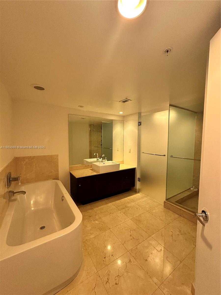 Small Image of 200 #501, Sunny Isles Beach Number 10