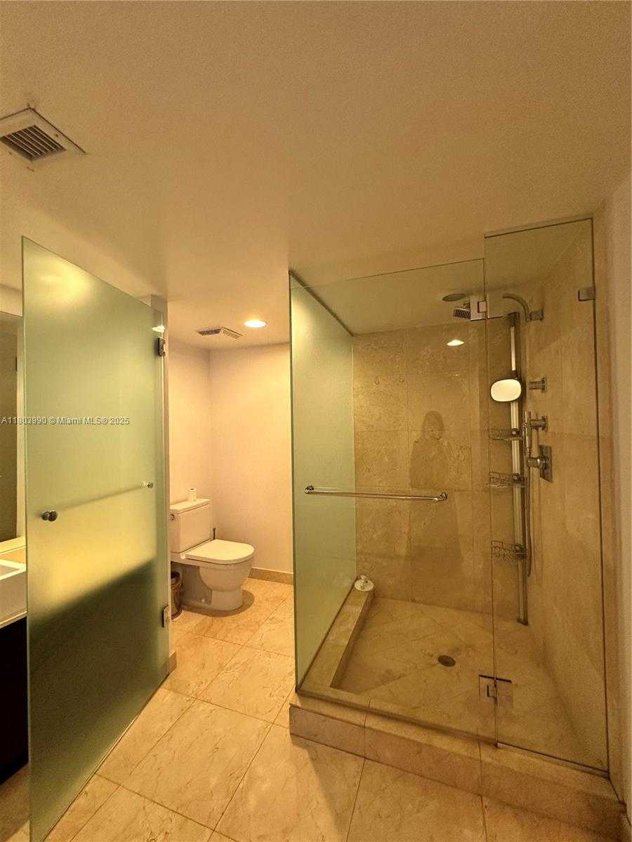 Small Image of 200 #501, Sunny Isles Beach Number 11