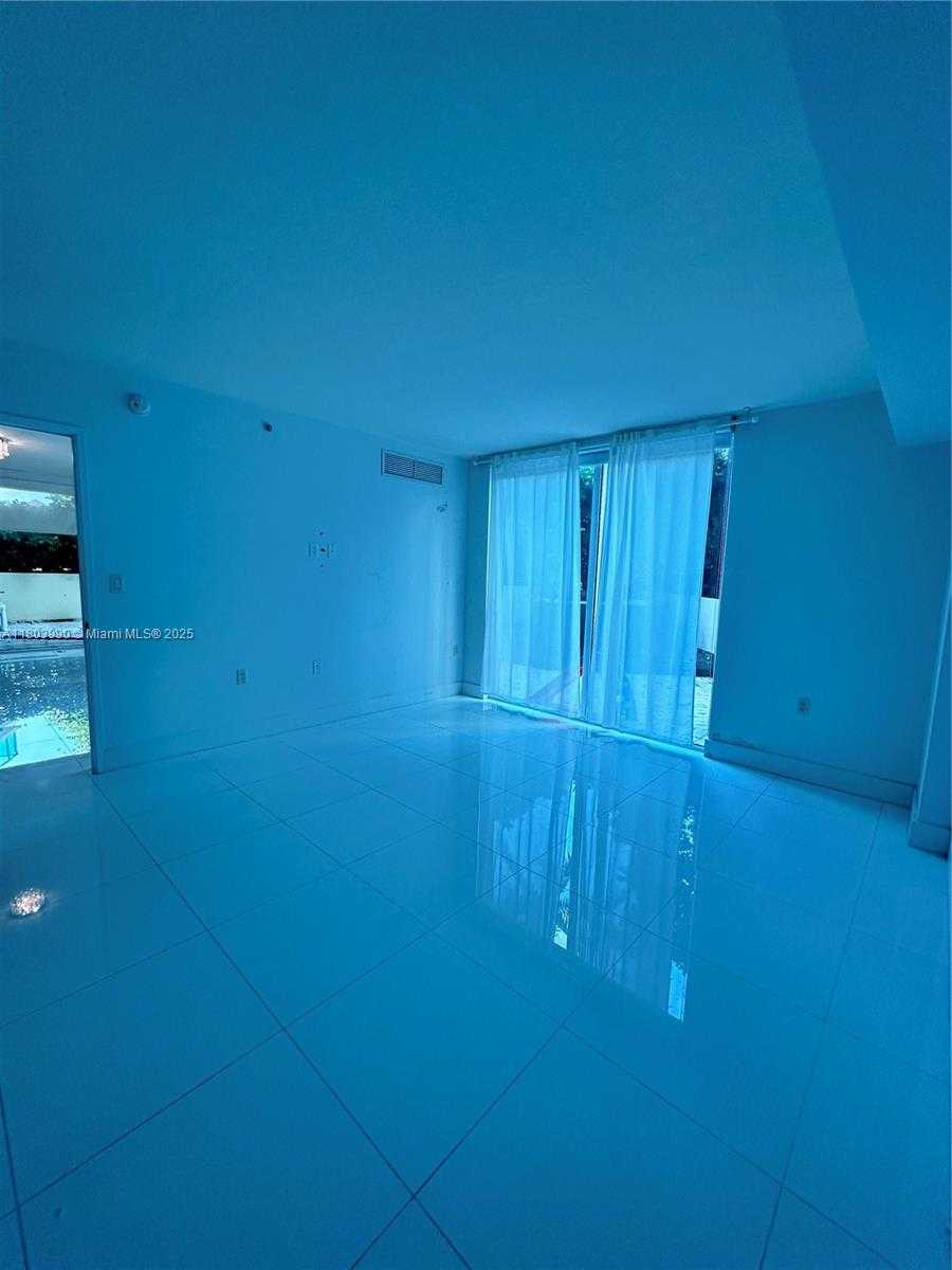 Small Image of 200 #501, Sunny Isles Beach Number 8