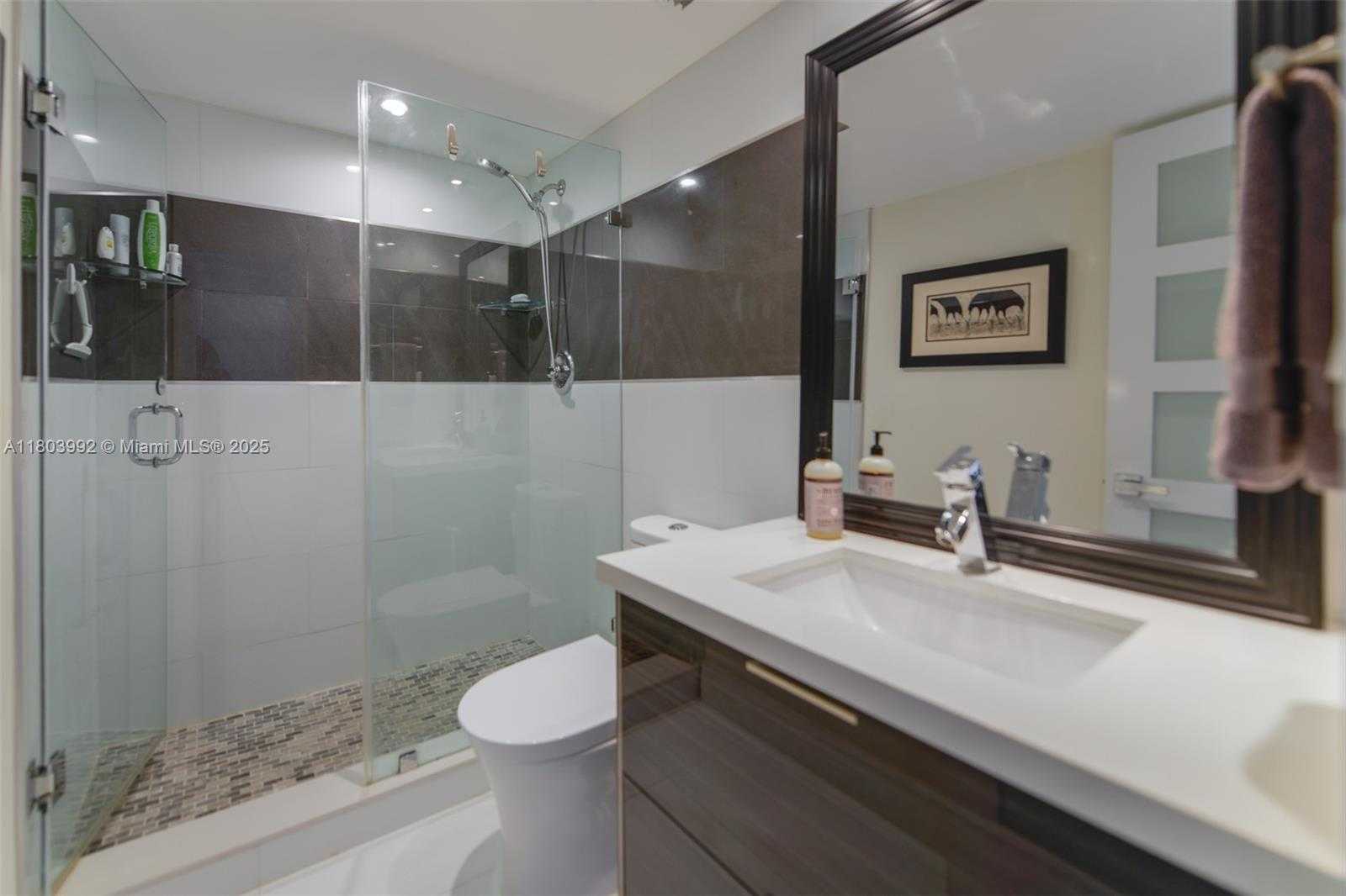 Small Image of 1950 SOUTH OCEAN DR #22N, Hallandale Beach Number 7
