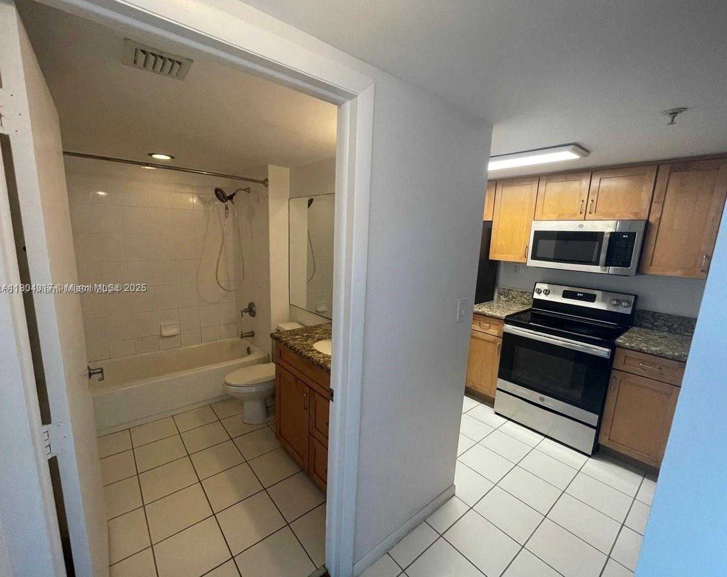 Small Image of 650 WEST AVE #1206, Miami Beach Number 13