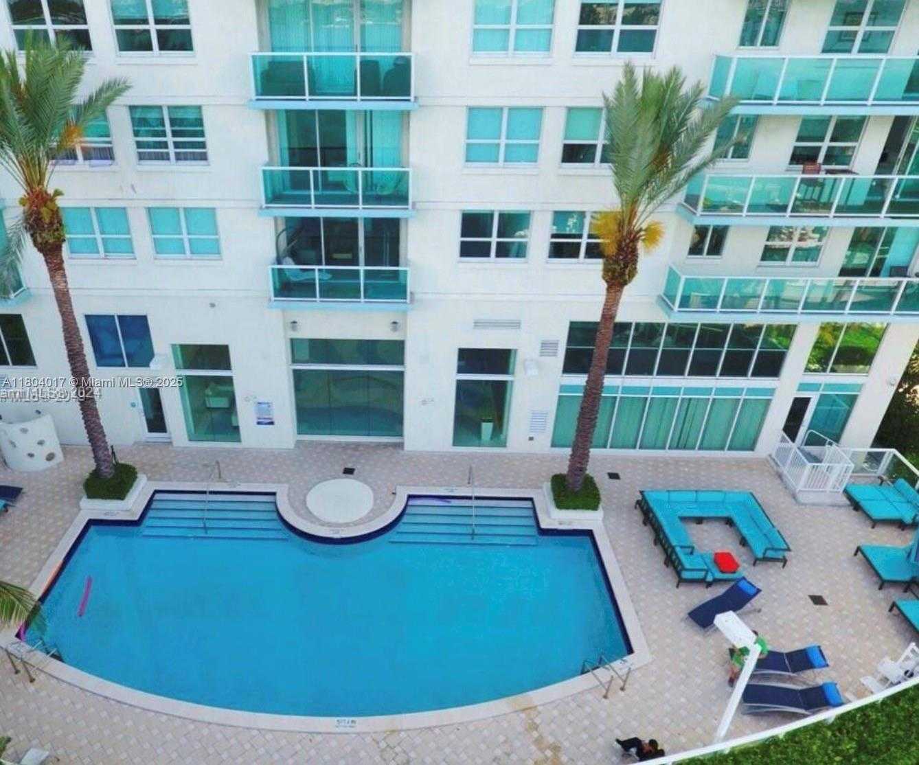 Small Image of 650 WEST AVE #1206, Miami Beach Number 2