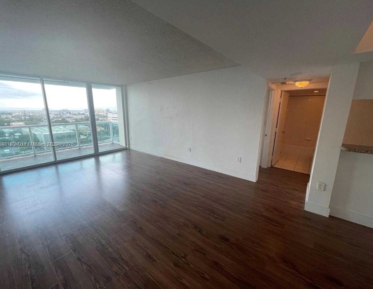 Small Image of 650 WEST AVE #1206, Miami Beach Number 8