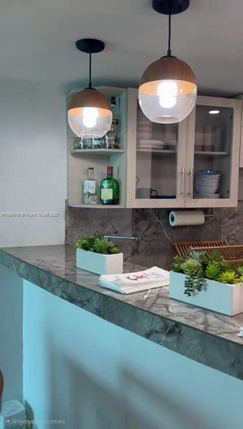 Small Image of SANTA ELENA ECUADOR #B02, Out of City Number 16