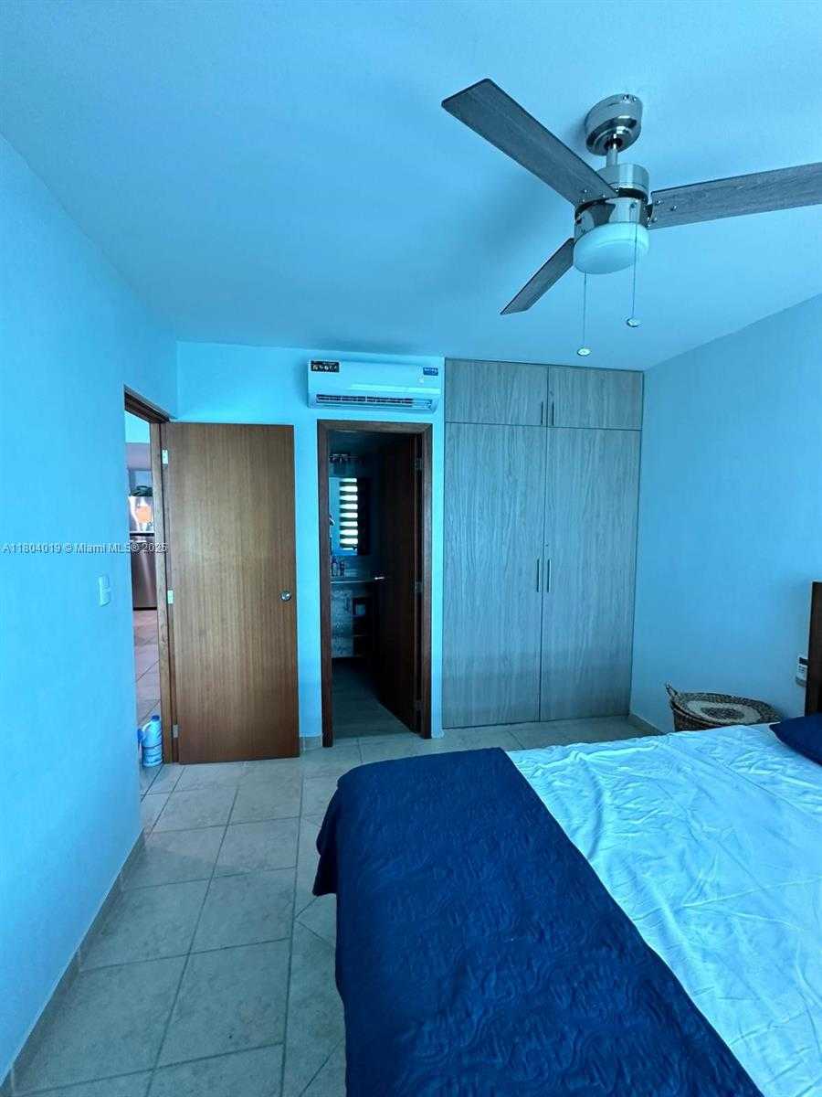 Small Image of SANTA ELENA ECUADOR #B02, Out of City Number 23