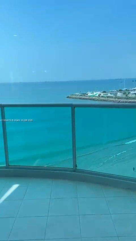 Small Image of SANTA ELENA ECUADOR #B02, Out of City Number 26