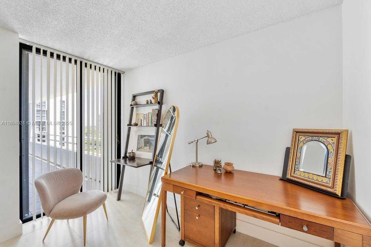 Small Image of 20355 NORTH EAST 34TH CT #929, Aventura Number 18