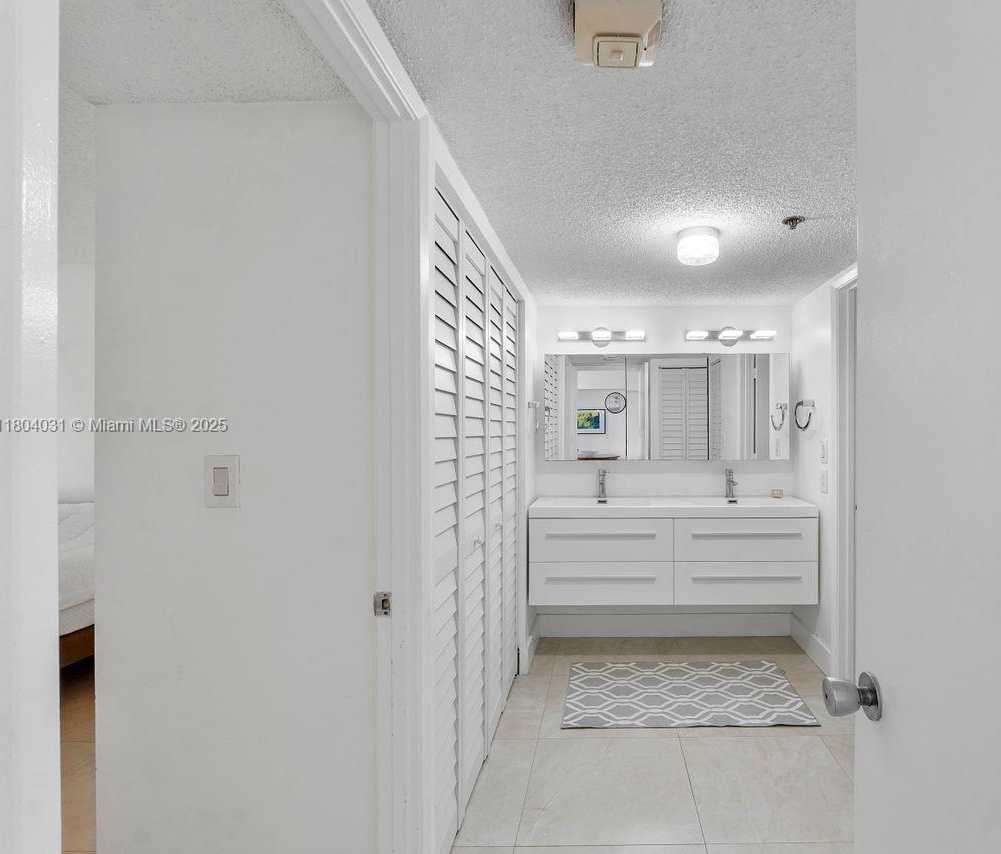 Small Image of 20355 NORTH EAST 34TH CT #929, Aventura Number 19