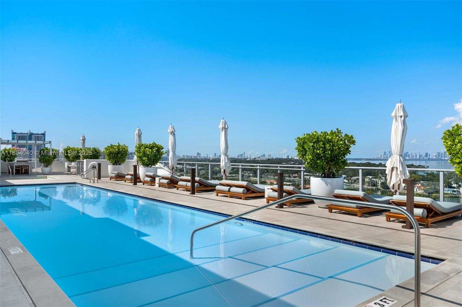 Small Image of 6800 INDIAN CREEK DR #7B, Miami Beach Number 21
