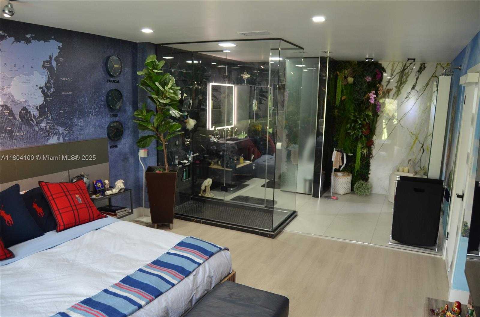 Small Image of 3629 ESTEPONA AVE, Doral Number 44