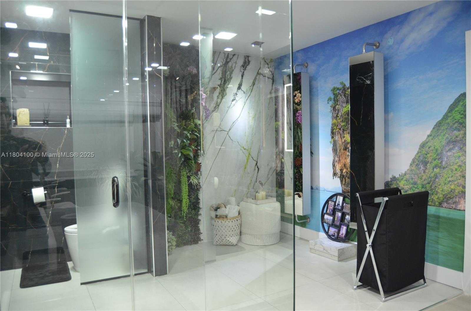 Small Image of 3629 ESTEPONA AVE, Doral Number 48