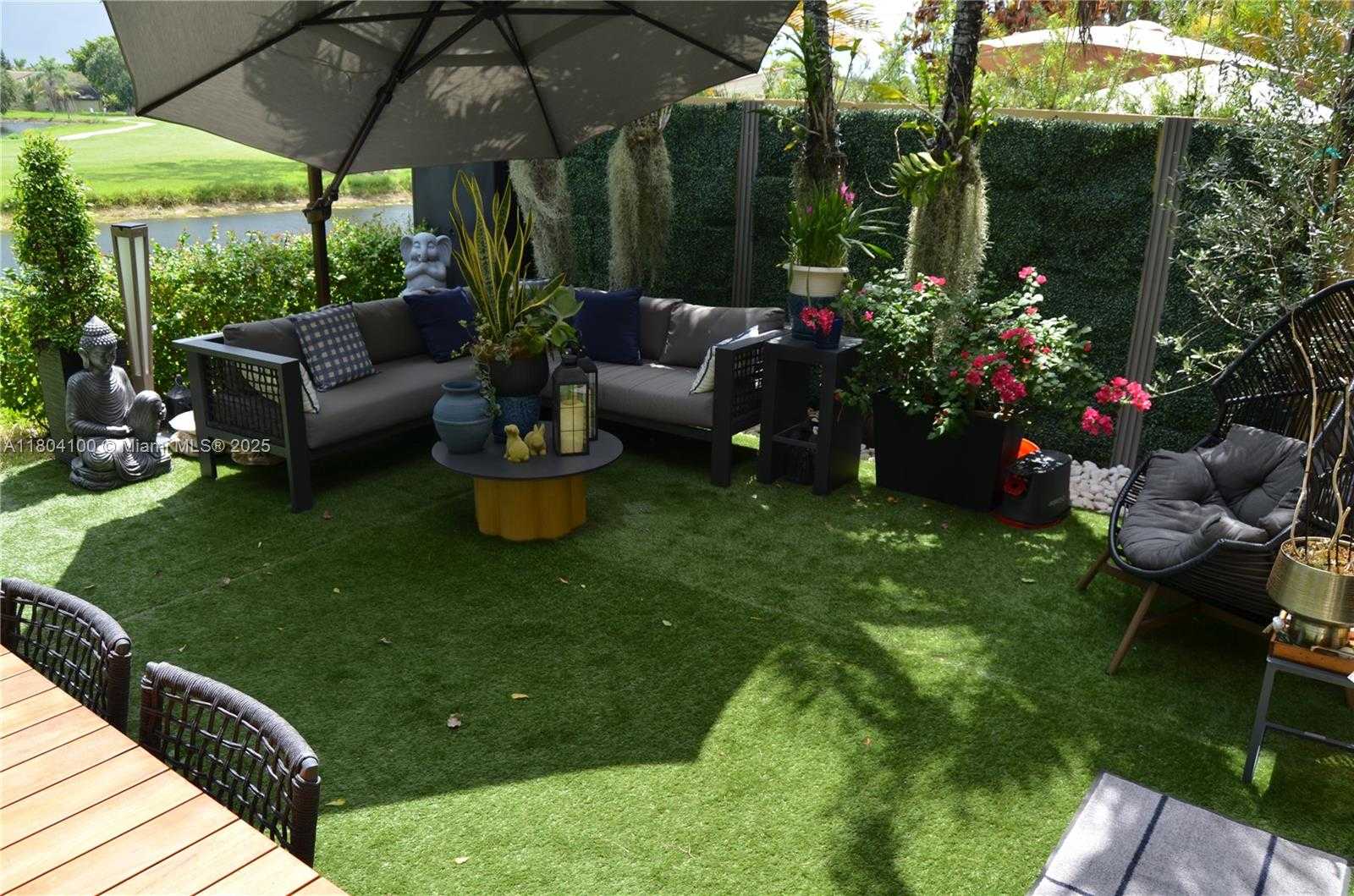 Small Image of 3629 ESTEPONA AVE, Doral Number 68