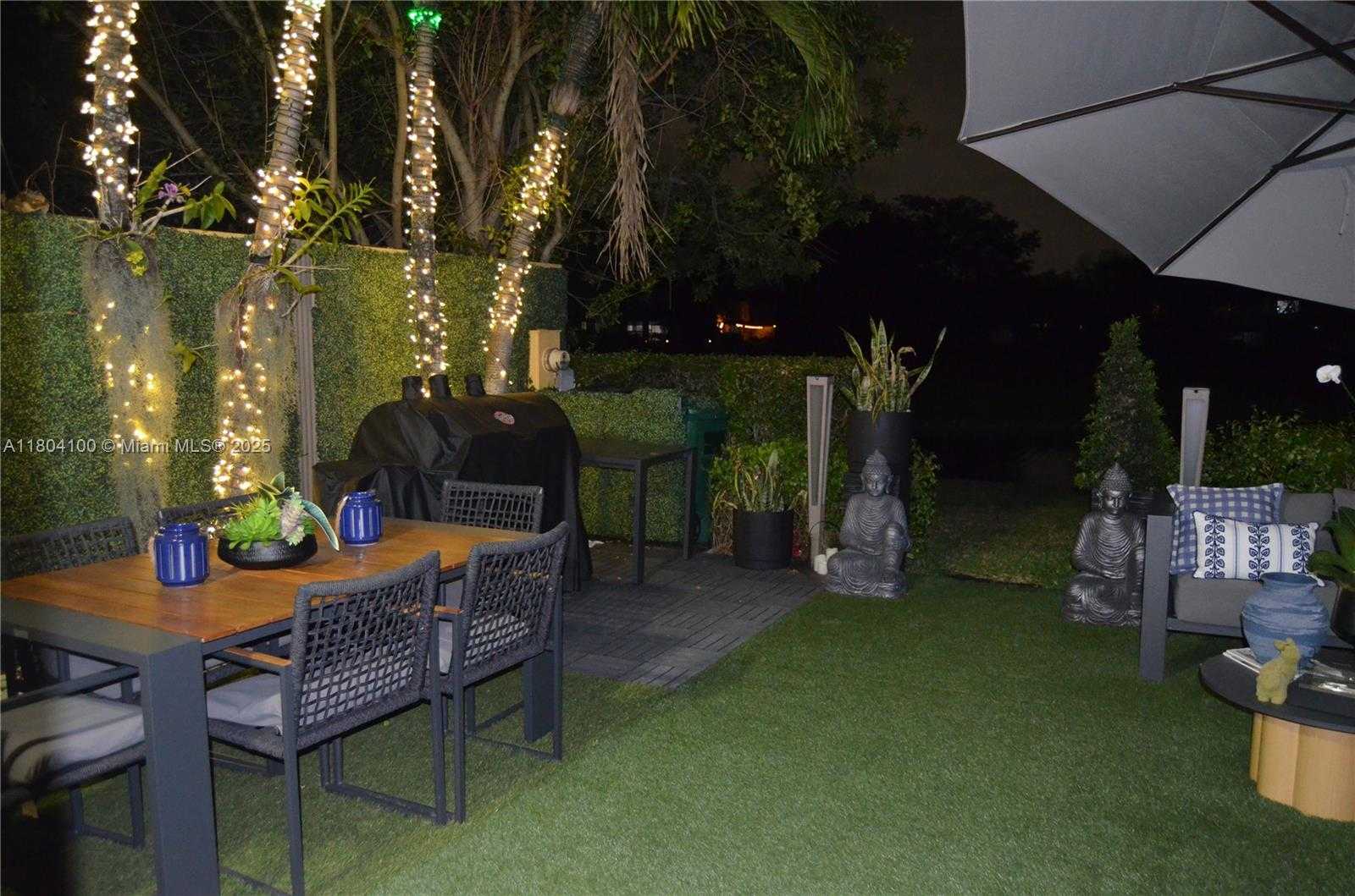 Small Image of 3629 ESTEPONA AVE, Doral Number 72