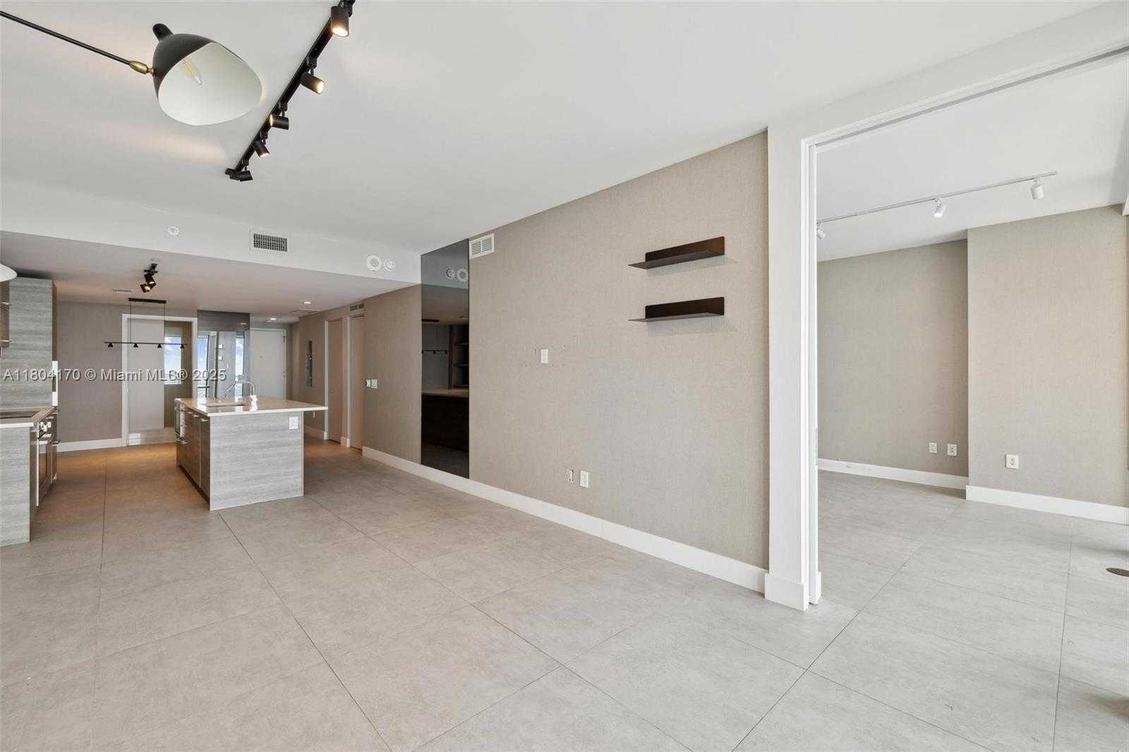 Small Image of 650 NORTH EAST 32ND ST #4203, Miami Number 14