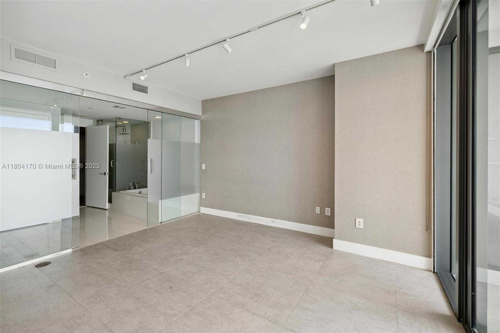 Small Image of 650 NORTH EAST 32ND ST #4203, Miami Number 16