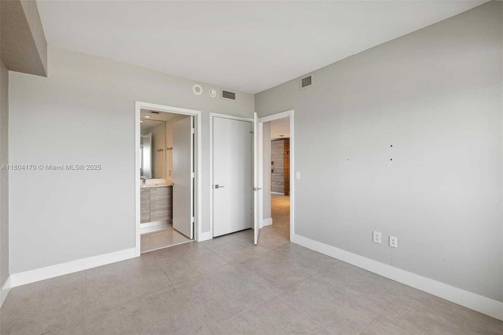 Small Image of 650 NORTH EAST 32ND ST #4203, Miami Number 20
