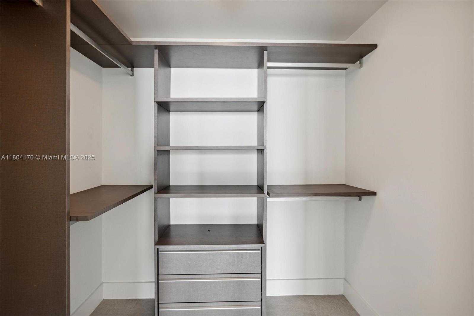 Small Image of 650 NORTH EAST 32ND ST #4203, Miami Number 24