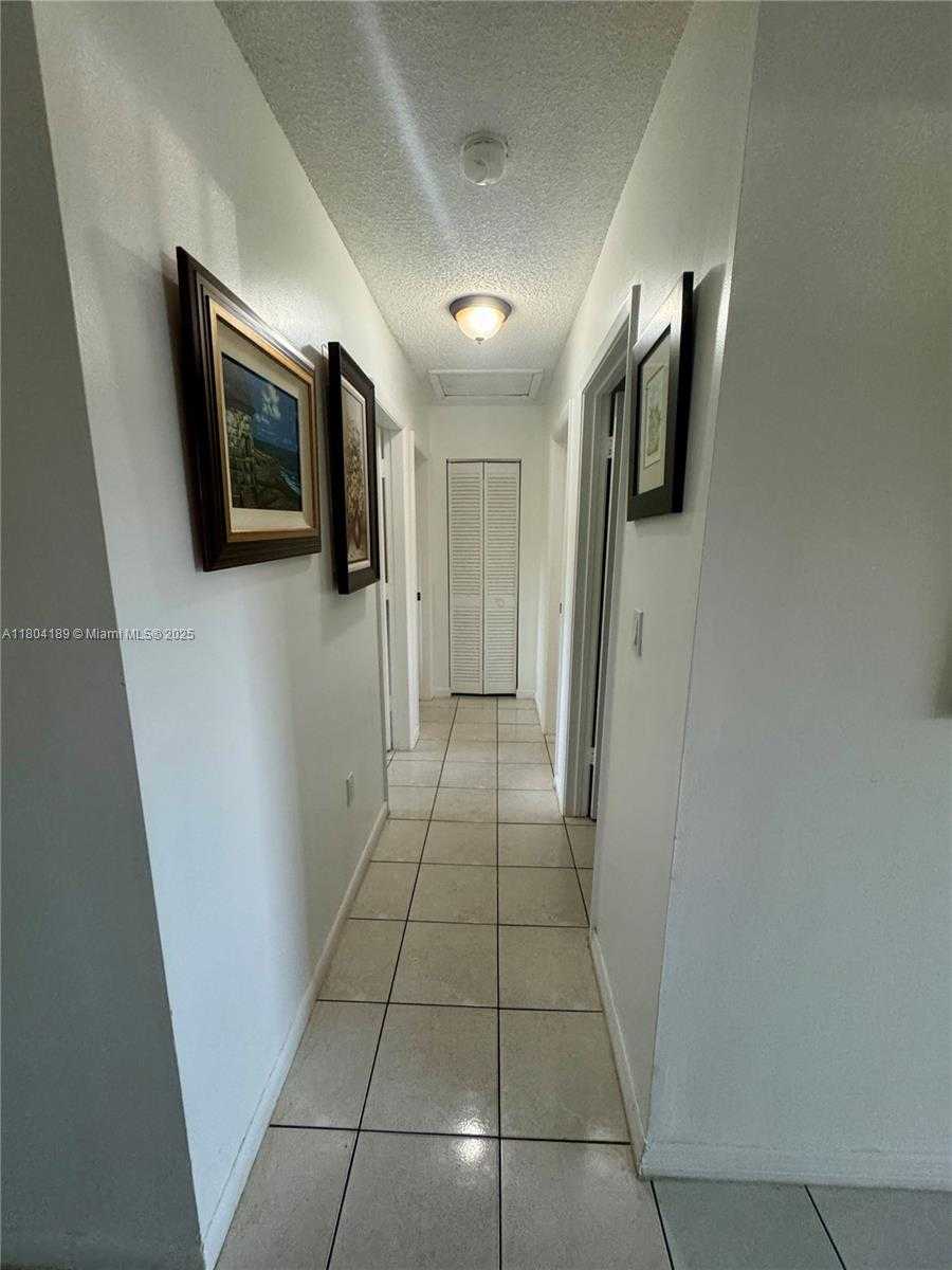 Small Image of 13810 SOUTH WEST 52 ST, Miami Number 8