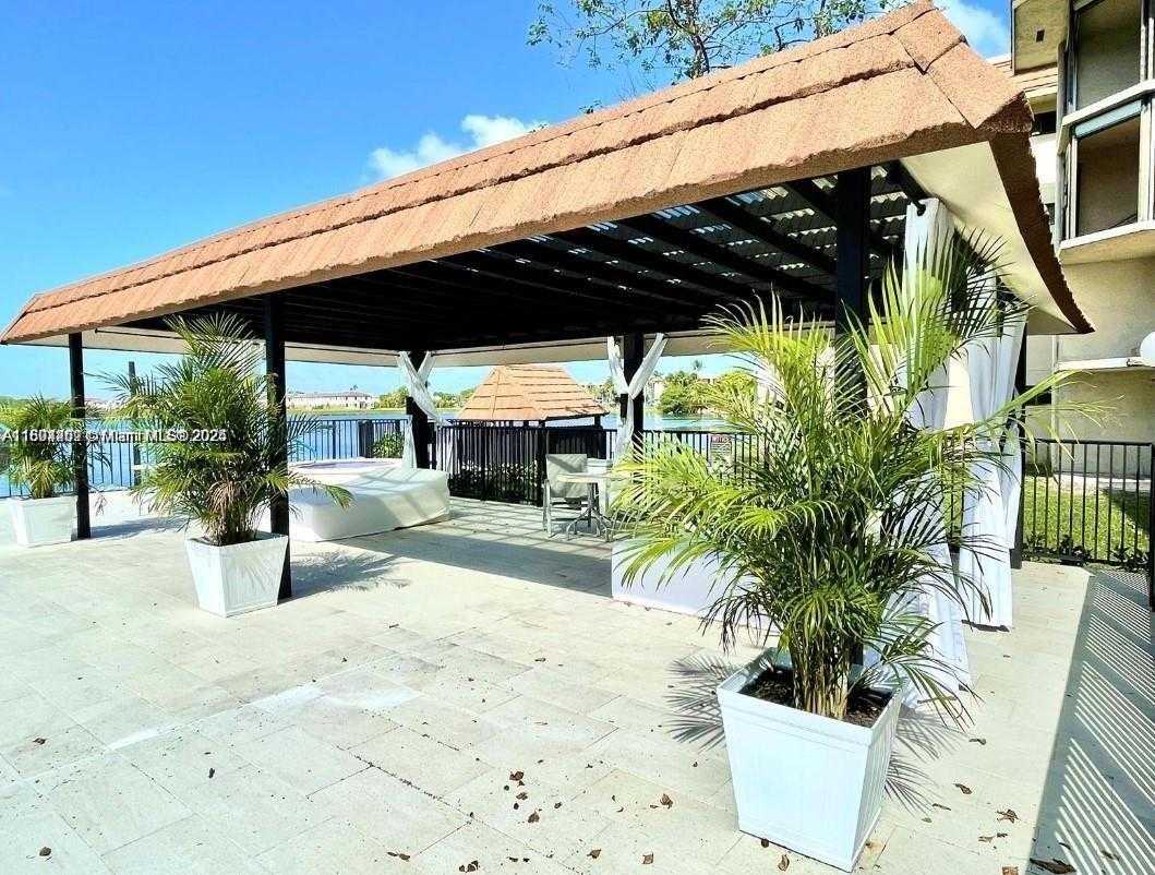 Small Image of 601 IVES DAIRY RD #401-8, Miami Number 13