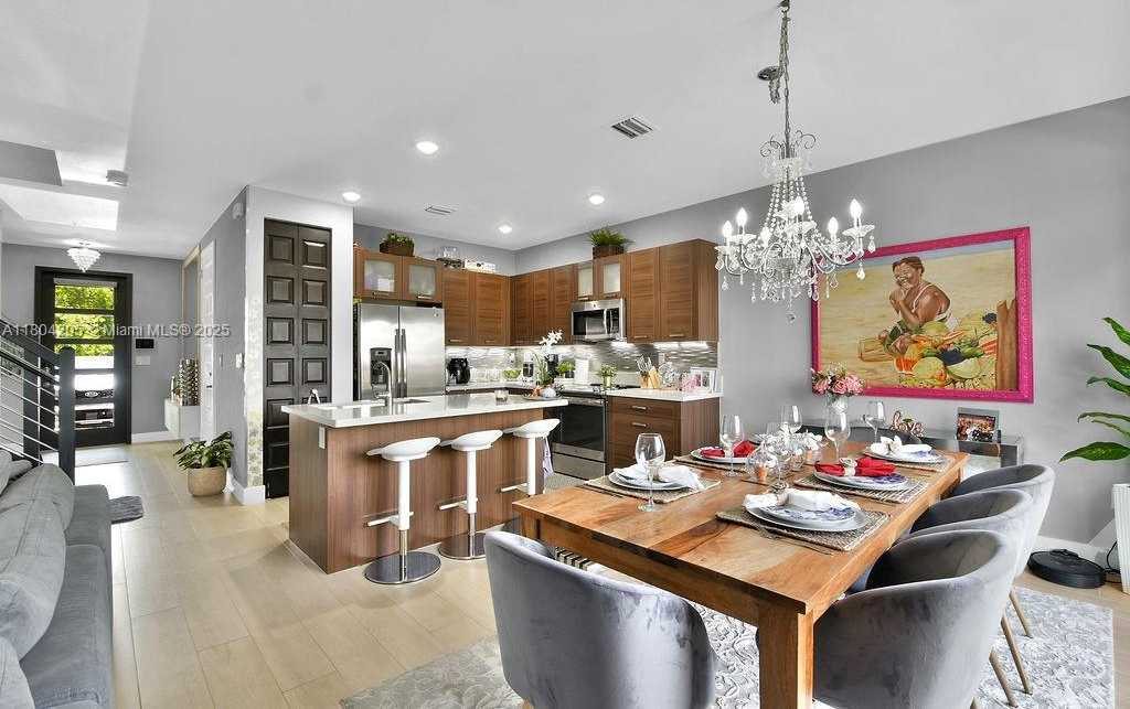 Small Image of 15678 NORTH WEST 91ST CT, Miami Lakes Number 13