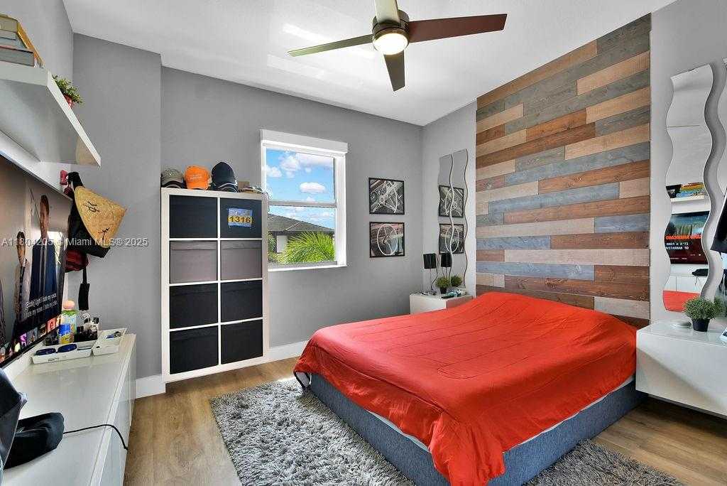 Small Image of 15678 NORTH WEST 91ST CT, Miami Lakes Number 19