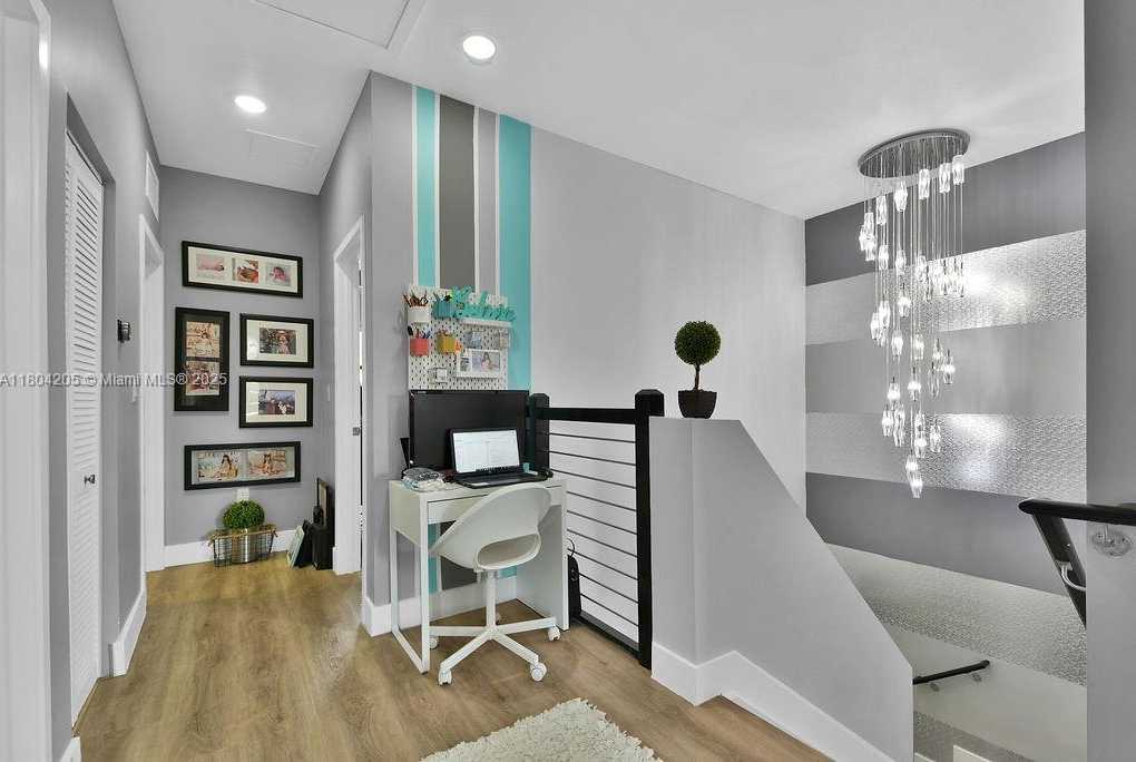 Small Image of 15678 NORTH WEST 91ST CT, Miami Lakes Number 5